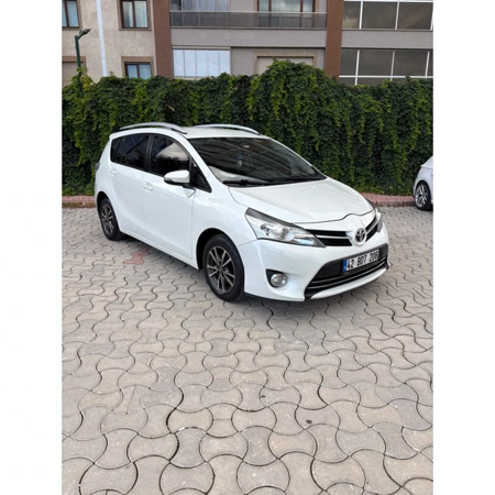 TOYOTA VERSO 1.6 D-4D ELEGANT DEĞİŞENSİZ 7 KİŞİLİK