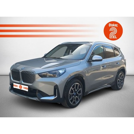 BMW-IX1-EDRIVE20 X-LINE AT - 3