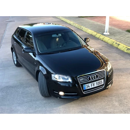 Audi A3 Sportback 1.2 TFSI Attraction - Siyah - Otomatik