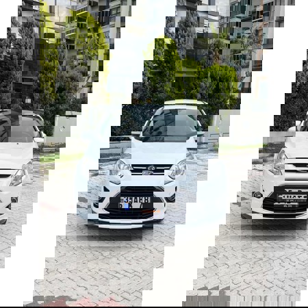 İLK SAHİBİNDEN 68 BİN KM DE ORJİNAL  EMSALSİZ FORD C-MAX - 2