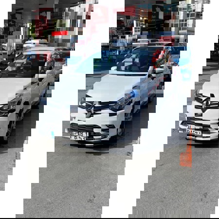 2019 Değişensiz Tramersiz 0.9Tce Renault Clio 90HP 60.000km - 1