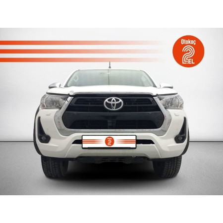 TOYOTA-HILUX-2.4D-4D 4x2 ADVENTURE AT - 2