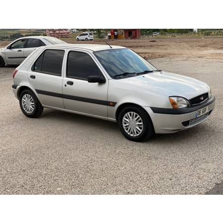 Motor sıkıntısız temiz ve sorunsuz Fiesta - 2