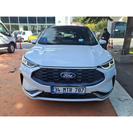 FORD-KUGA-ST-LINE X 1.5L ECOBOOST 186PS 8İLERİ AT