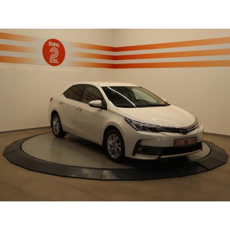 TOYOTA-COROLLA-1.6 ADVANCE NAV M/T - 1