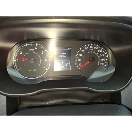 DACIA-DUSTER-COMFORT 1.3 TURBO 150 BG EDC 4X2 görsel 5