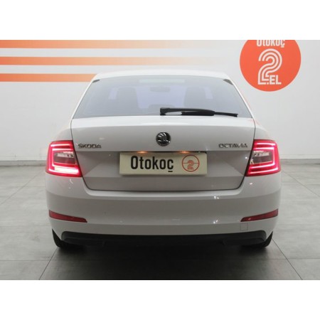 SKODA-OCTAVIA-1.6 TDI CR 110 PS DSG GREENTEC STYLE - 3