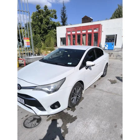 Toyota AVENSIS 2015 308.000 km