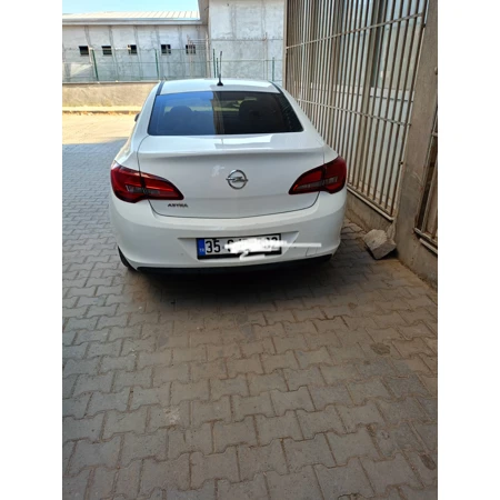 2017 opel Astra j kasa