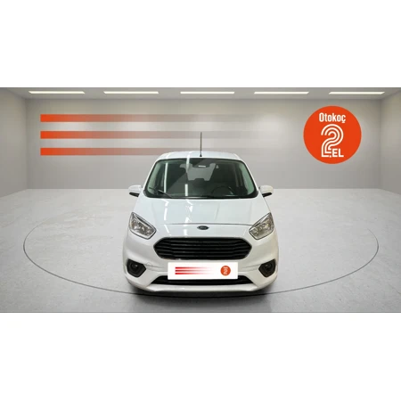 Ford TOURNEO COURIER 2023 38.278 km
