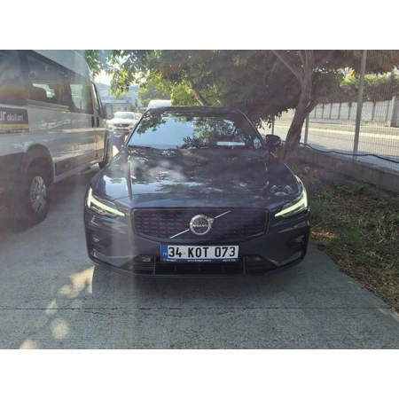 VOLVO S60 PLUS DARK