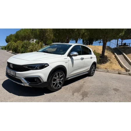FIAT EGEA CROSS LOUNGE