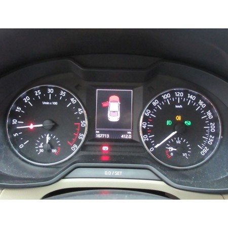 SKODA-OCTAVIA-1.6 TDI CR 110 PS DSG GREENTEC STYLE - 1