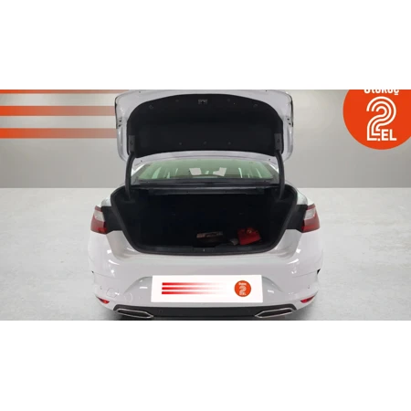 RENAULT-MEGANE-SEDAN TOUCH 1.3 TCE 140 bg EDC görsel 8
