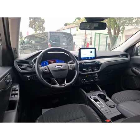 FORD-KUGA-1.5L ECOBLUE 120PS TITANIUM OTOMATİK görsel 7
