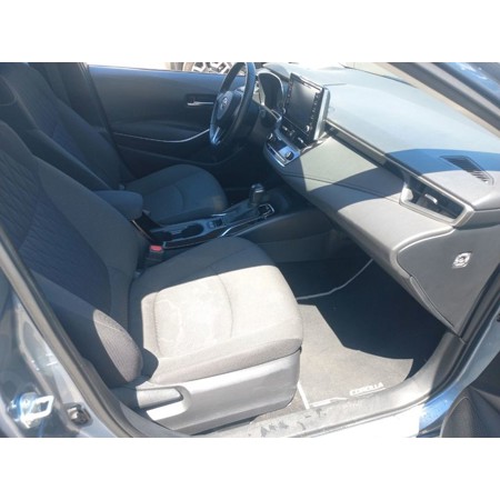 TOYOTA-COROLLA-1.8 HYBRID DREAM E-CVT - 2