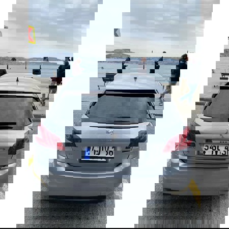 PEUGEOT 308 1.6BlueHDİ C Segment 130.000 Km 2018 Değişensiz ACİL!! - 2