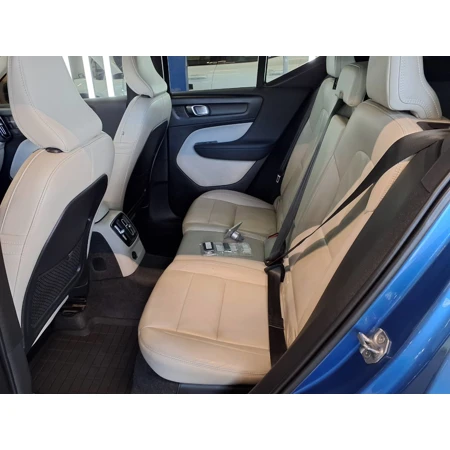VOLVO-XC40-1.5 T5 262HP RECHARGE R-DESIGN EXP. DCT görsel 6
