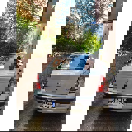 2005 MODEL DEĞİŞENSİZ KLİMALI 125 BİN KMLİ GARAJ ARABASI CLİO - 3