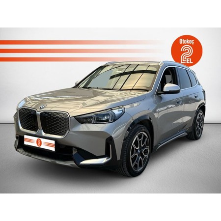 BMW-IX1-EDRIVE20 X-LINE AT - 3
