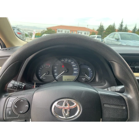 TOYOTA-COROLLA-1.6 LIFE M/T görsel 5