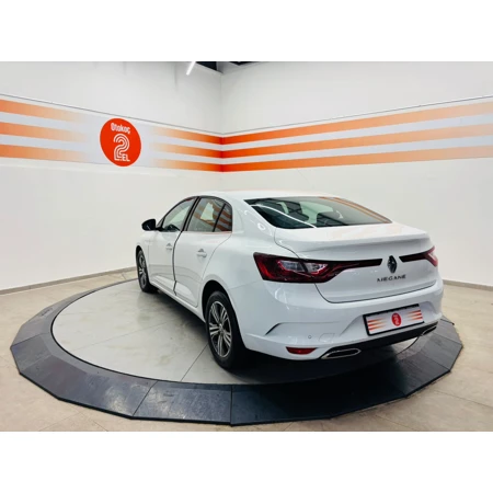 RENAULT-MEGANE-SEDAN TOUCH 1.3 TCE 140 BG EDC görsel 8