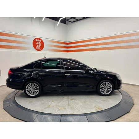 VOLKSWAGEN-JETTA-1.4 TSI BMT 125 PS HIGHLINE DSG görsel 4