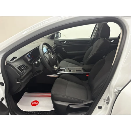 RENAULT-MEGANE-SEDAN TOUCH 1.3 TCE 140 BG EDC görsel 12