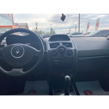 RENAULT-MEGANE-II 1.5 DCI PRIVILEGE 100 HP görsel 6