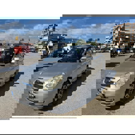 Sahibinden Hyundai Accent Era 1.5 CRDi-VGT 2011 Model - 3