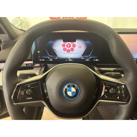 BMW-I5-XDRIVE40 M SPORT AT - 2
