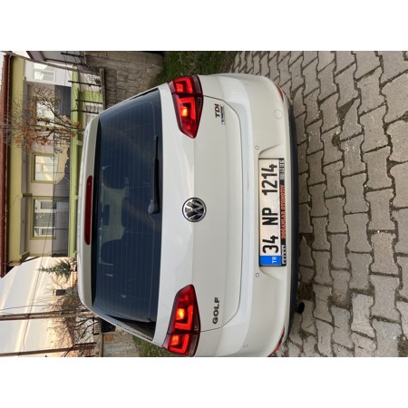 Sahibinden Golf 1.6 TDİ Otomatik 2015 Model Temiz Aile Aracı - 1