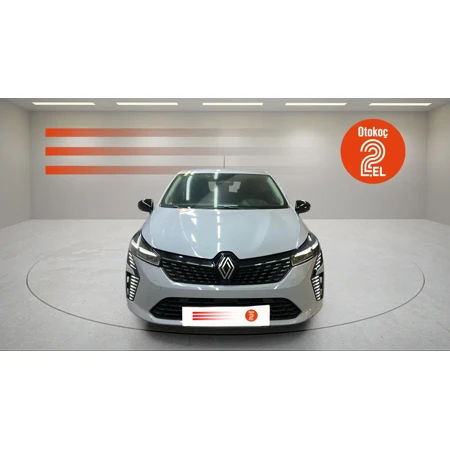 Renault CLIO 2024 52.643 km