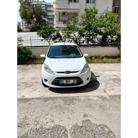 Temiz Ford Fiesta