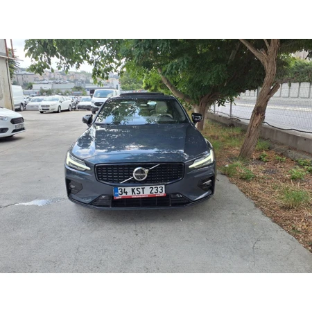 Volvo S60 2024 63.099 km 1