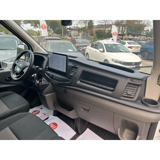 Ford TRANSIT 2024 73.703 km 7
