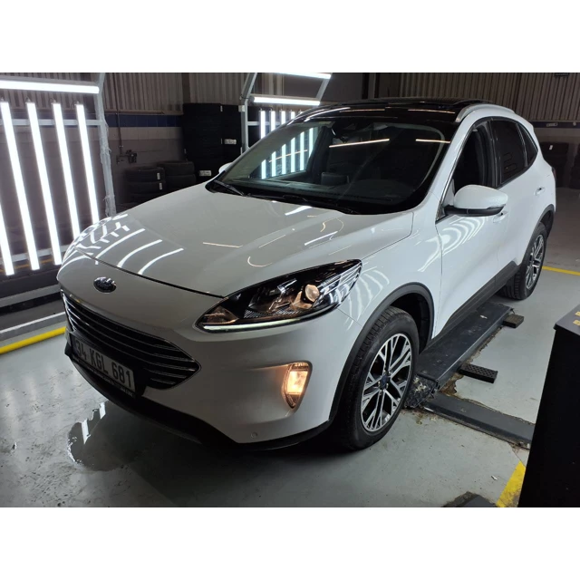 Ford KUGA 2023 69.074 km 2