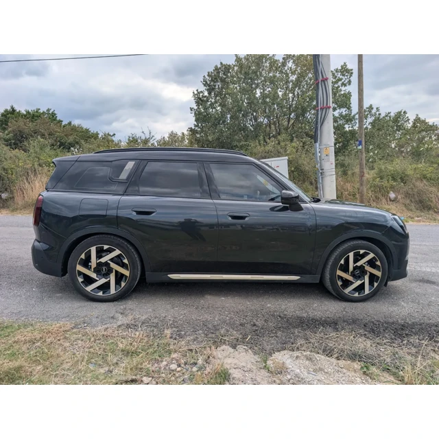 Mini COUNTRYMAN 2024 17.000 km 4