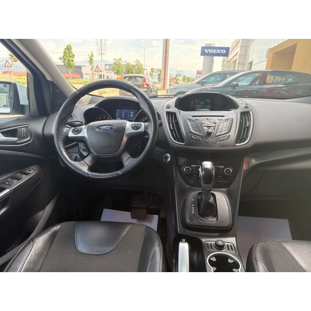 Ford KUGA 2015 173.048 km 6