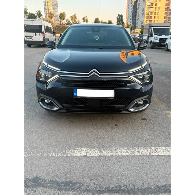 Citroen C4 X 2024 24.950 km 4