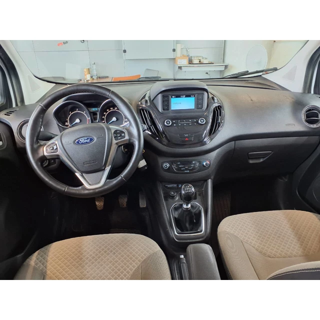 Ford TOURNEO COURIER 2023 118.078 km 7