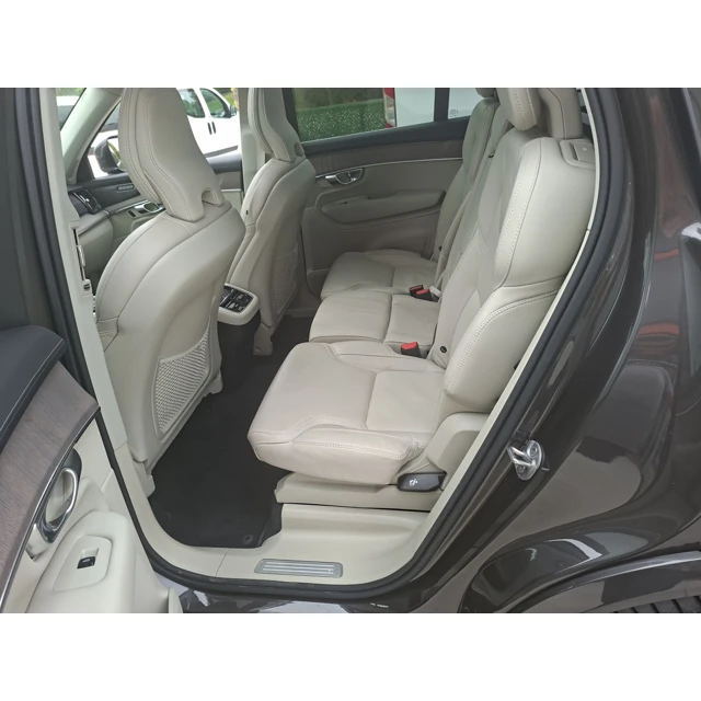 Volvo XC90 2025 18.123 km 6
