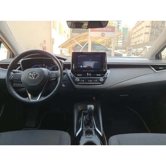 Toyota COROLLA 2025 53.404 km 7