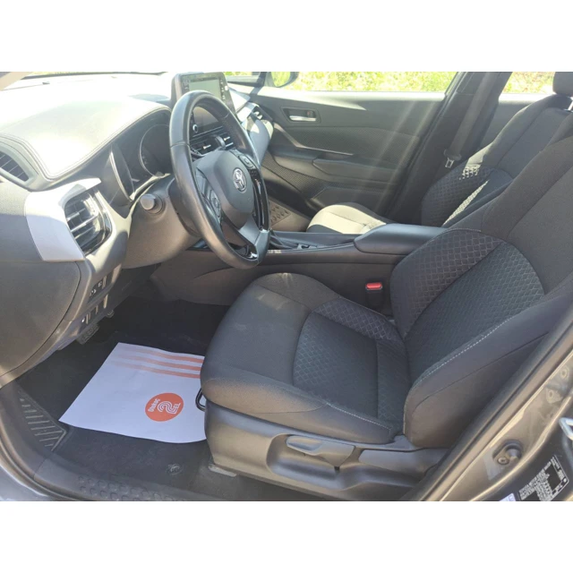 Toyota C-HR 2023 137.546 km 4