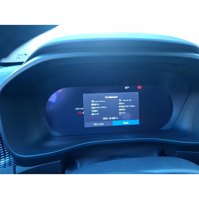 Volvo EX40 2025 22.919 km 5