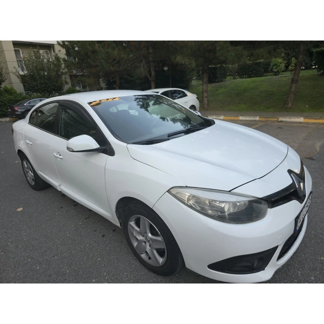Renault FLUENCE 2015 248.000 km 3