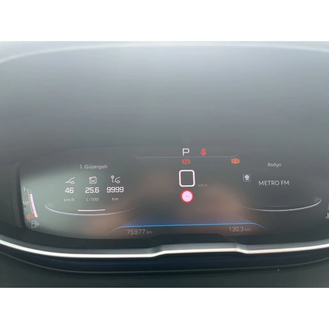 Peugeot 3008 2024 75.975 km 7