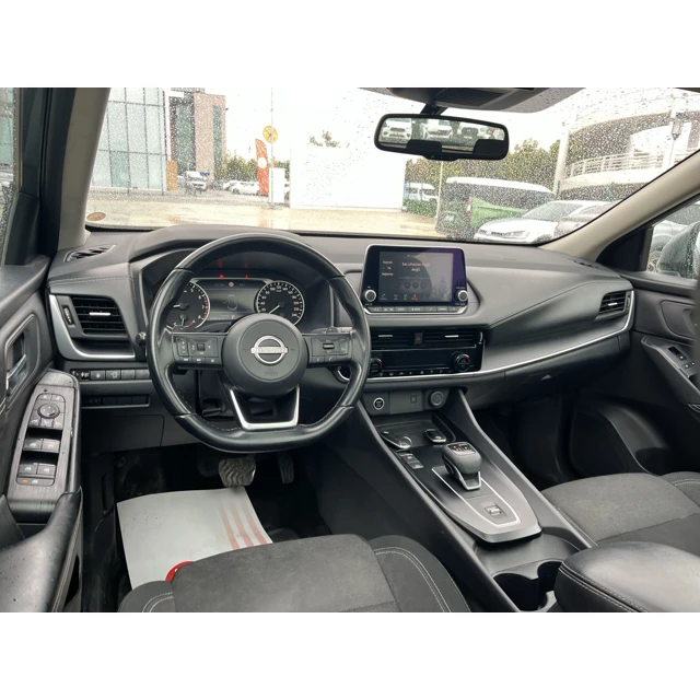 Nissan QASHQAI 2022 140.912 km 7