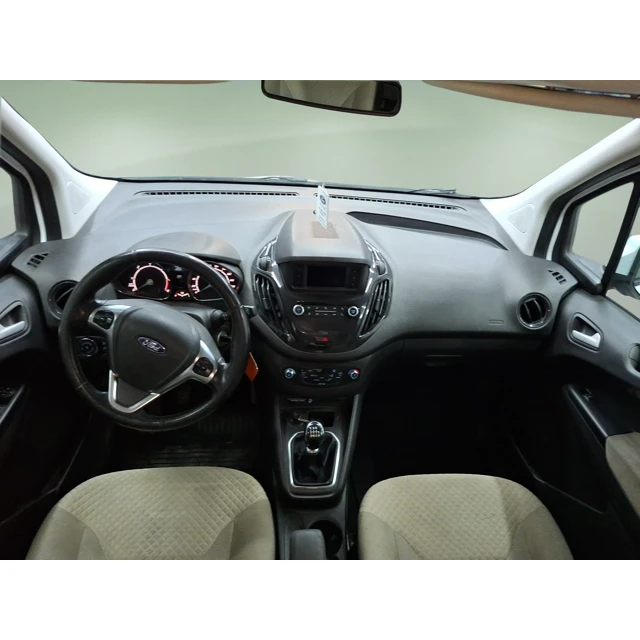 Ford TOURNEO COURIER 2022 193.743 km 7