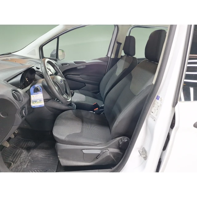 Ford TOURNEO COURIER 2022 246.983 km 4